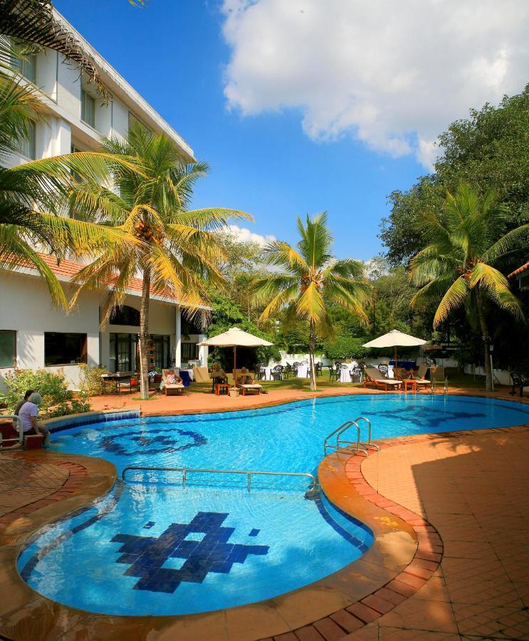 Sangam Hotel, Thanjavur Extérieur photo